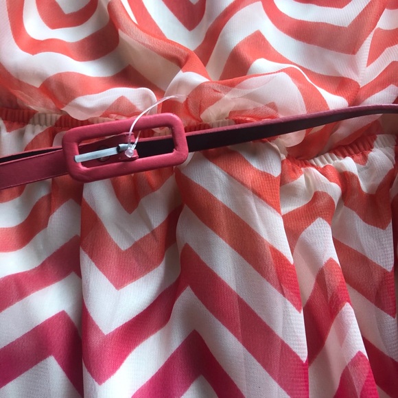 NWT dress with belt - Picture 5 of 6